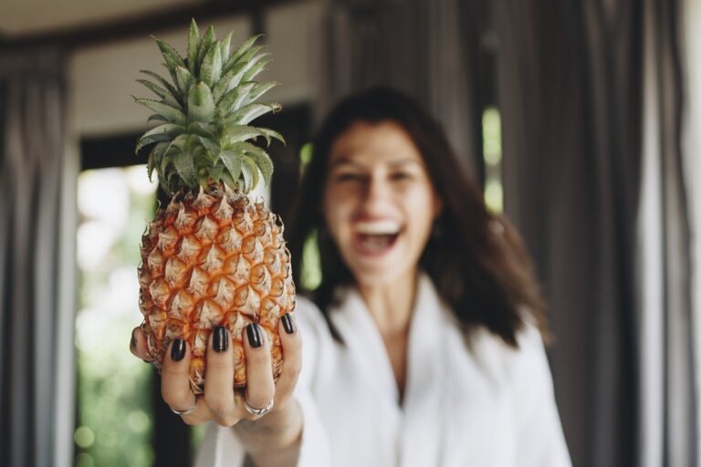 Can Pregnant Women Eat Pineapple Separating Fact from Fiction