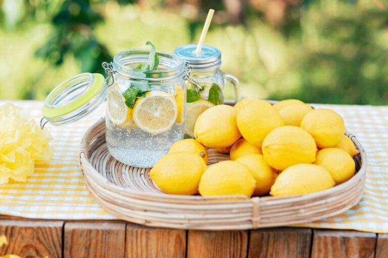 Health Benefits of Drinking Lemon Water