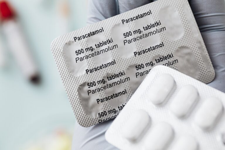 Paracetamol and Liver Health Safeguarding Your Well-being by mend.zone