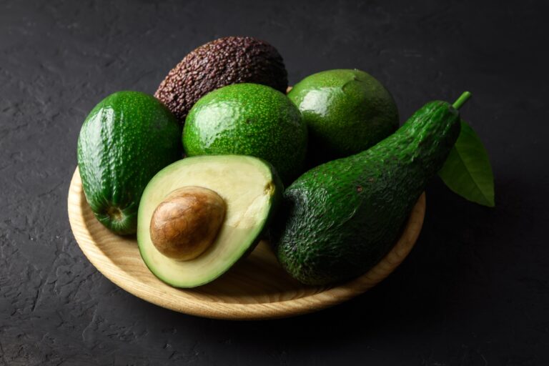 Health Benefits of Avocados, mend.zone Book Full body Health Checkup, Blood Test Online