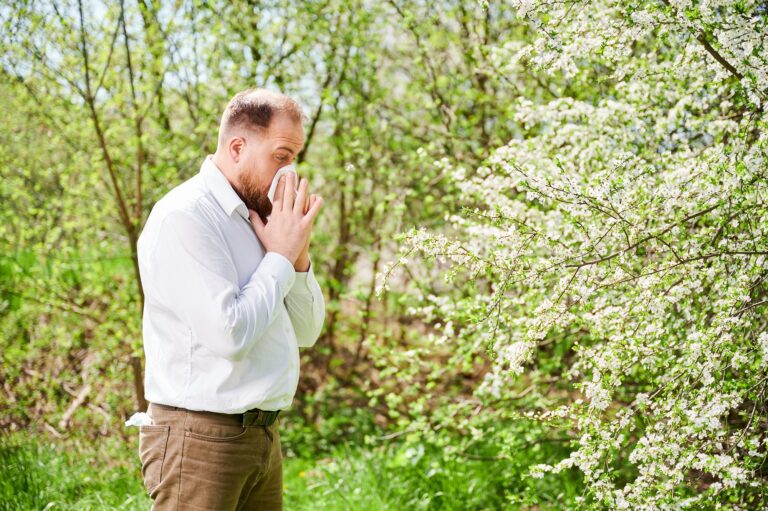 Ways To Treat And Prevent Spring Allergy