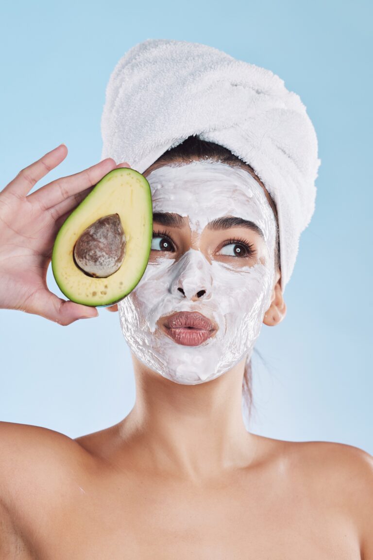 Avocado Mask A Natural Remedy for Early Aging Signs, mend.zone