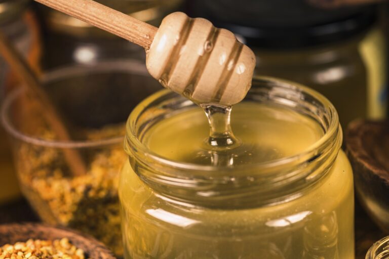 Harmful Honey Combinations 6 Foods and Drinks to Avoid Mixing with Honey