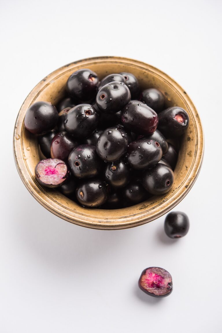 Jamun Seeds Health Benefits, Nutritional Value, Uses and Side Effects, mend.zone